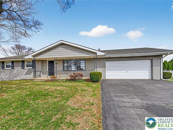 2nd image of 1626 3rd St