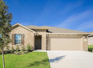 436 Kaufman Dr, Azle, TX 76020