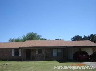 1823 Brookhollow Dr, Granbury, TX 76048