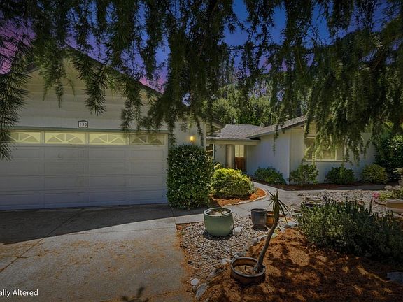 2nd image of 130 Caliente Dr