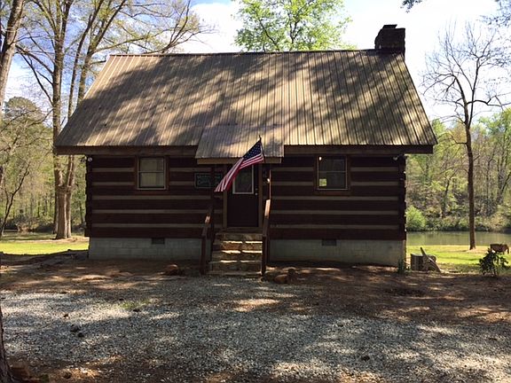 Exterior of cabin from road