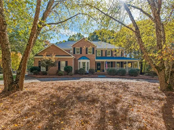 2435 Conrad Oaks Ln, Winston Salem, NC 27106