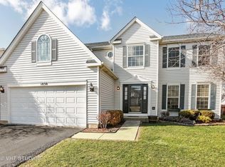 1838 Lake Shore Dr, Romeoville, IL 60446