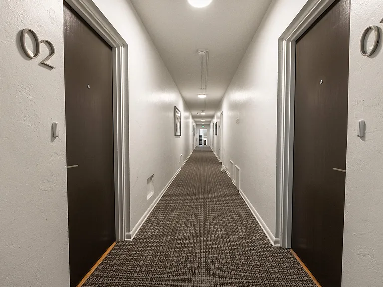 Belmore Apartments — Photo 10