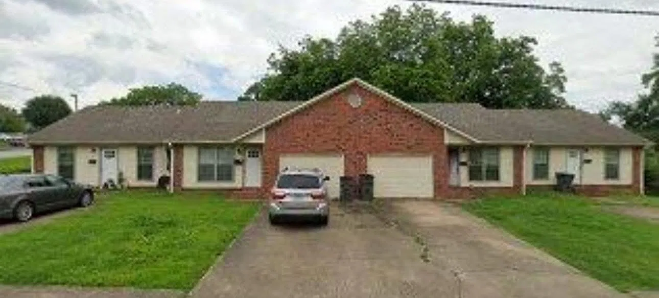 2 bed, 850 sqft, $850 — Photo 1