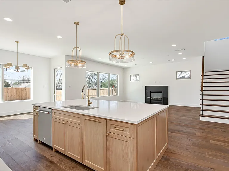 1107 Mount Auburn Ave — Photo 13