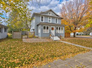 300 S Brook St, Hendricks, MN 56136