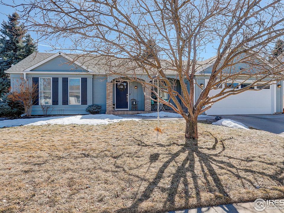 1st image of 672 W Aspen Way