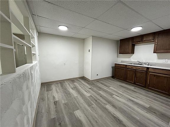 4th image of 3915 Washington St APT 1