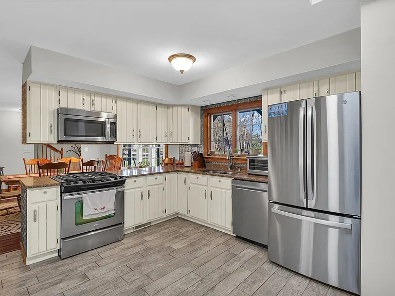 1705 Lake Shore Dr — Photo 10