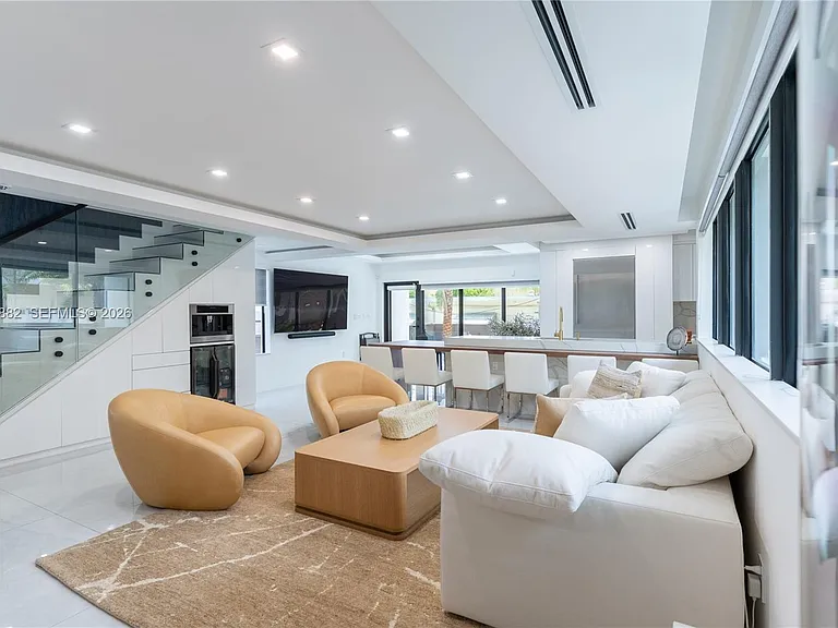 5601 N Ocean Dr — Photo 17