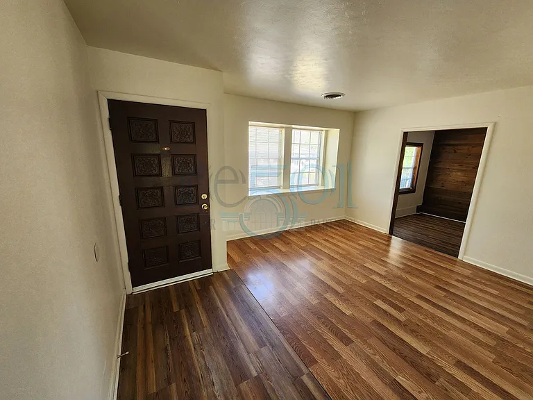 29 Brookview Dr — Photo 2