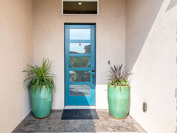 4th image of 6062 S Bunda Way