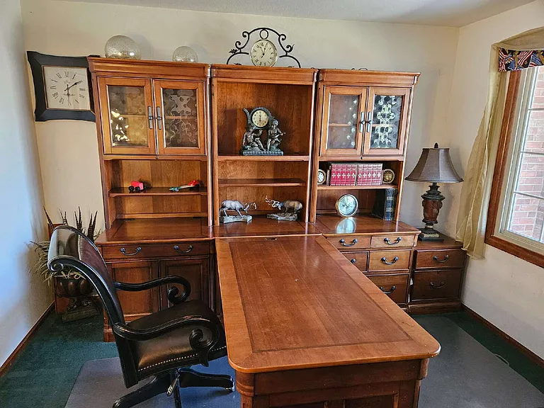8842 W Ida Pl — Photo 4