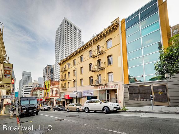 3rd image of 831 Sacramento St APT 48