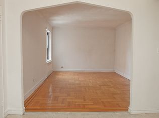 135 Hawthorne St, Brooklyn, NY 11225