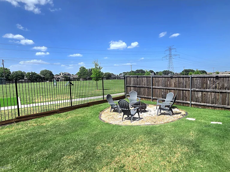 2919 Grand Lookout Ln — Photo 34