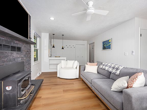 5th image of 5540 Cozy Point Dr