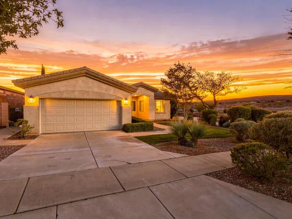 2005 N Rocky Slope Cir, Washington, UT 84780