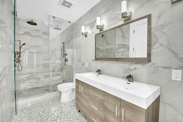 Sold by Compass | media 7