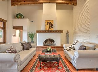 18 Rivendell Ln, Los Lunas, NM 87031