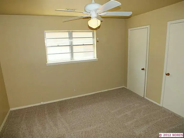 4736 S Hudson Pl E — Photo 15