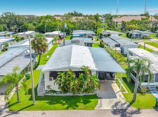 10741 1st St N, Saint Petersburg, FL 33716