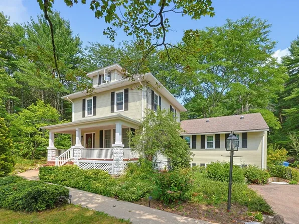 157 Taunton St, Wrentham, MA 02093