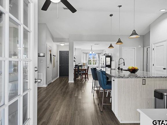 4th image of 289 Acapulco Rd