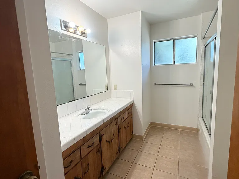 1503 E Ashlan Ave #103 — Photo 6