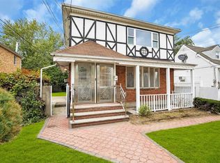 141-22 249th St, Rosedale, NY 11422