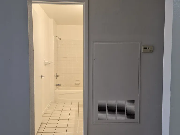 371 Winter Ridge Blvd — Photo 6