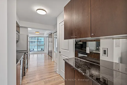 50 Lynn Williams St #614 Photo 1