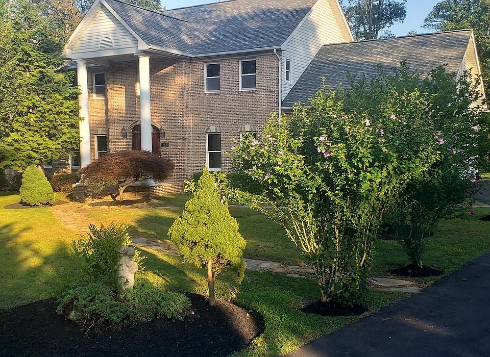 1st image of 12501 White Dr