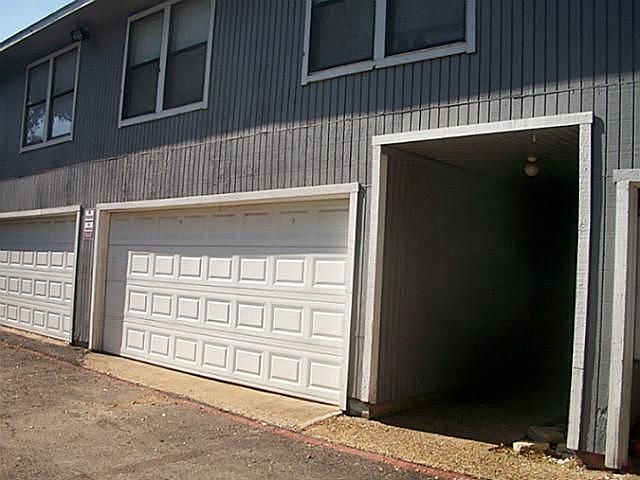 1st image of 5829 Phoenix Dr #107