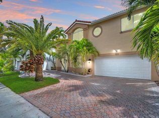 11210 Rockinghorse Rd, Cooper City, FL 33026