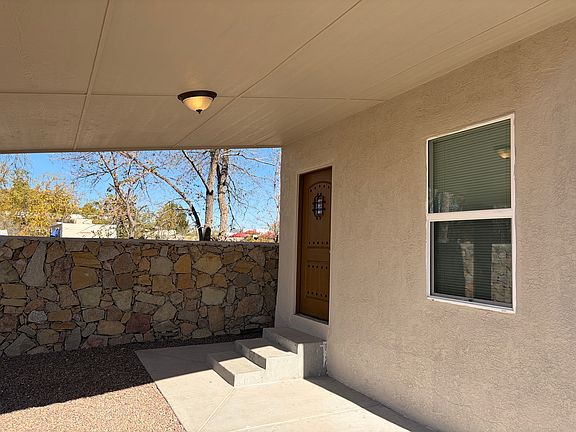 3rd image of 5824 Westside Dr #B