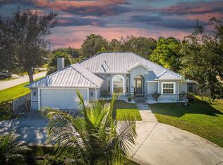1002 SW Hamrock Ave, Port Saint Lucie, FL 34953
