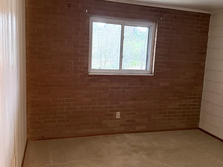 437 College Ave #3 — Photo 4