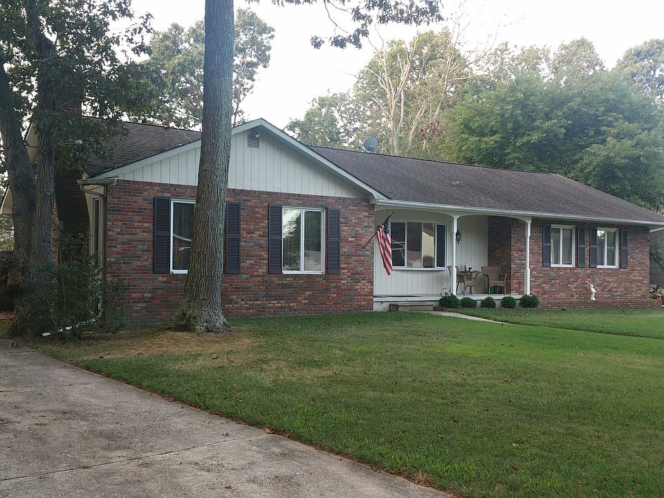 2nd image of 27 Trotter Way