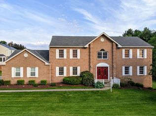 101 Castlebrooke Dr, Venetia, PA 15367