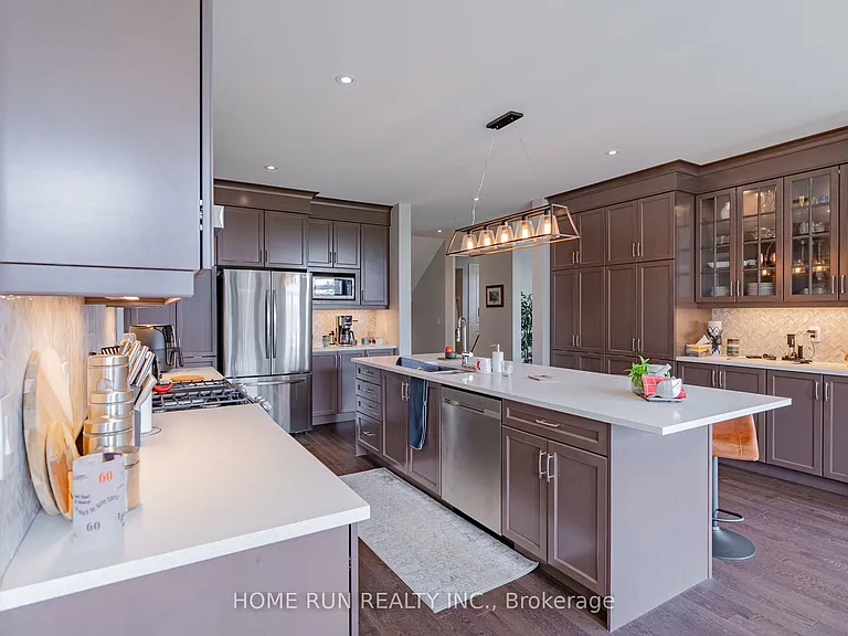 451 Longworth Ave — Photo 14