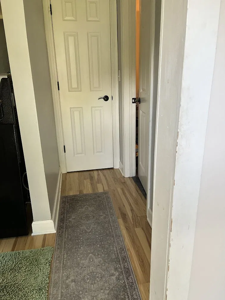 2 bed, 1.5 bath, 1250 sqft, $2,200 — Photo 2