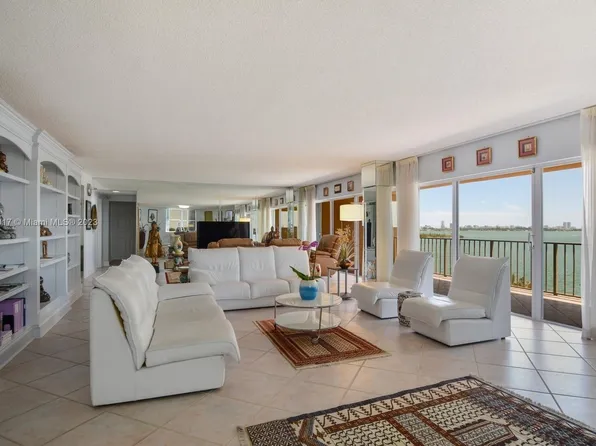 1800 NE 114th St APT 909, Miami, FL 33181