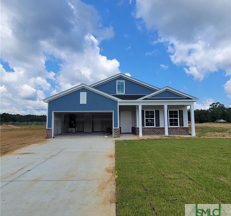 1st image of 102 BLUEBERRY Court NE