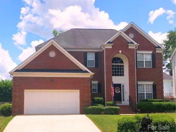 10409 Kilchurn Ct, Charlotte, NC 28277
