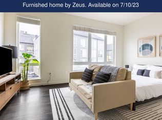 9183 NE Rockspring St #D-311, Beaverton, OR 97006