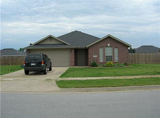 1st image of 3877 Tanyard Dr
