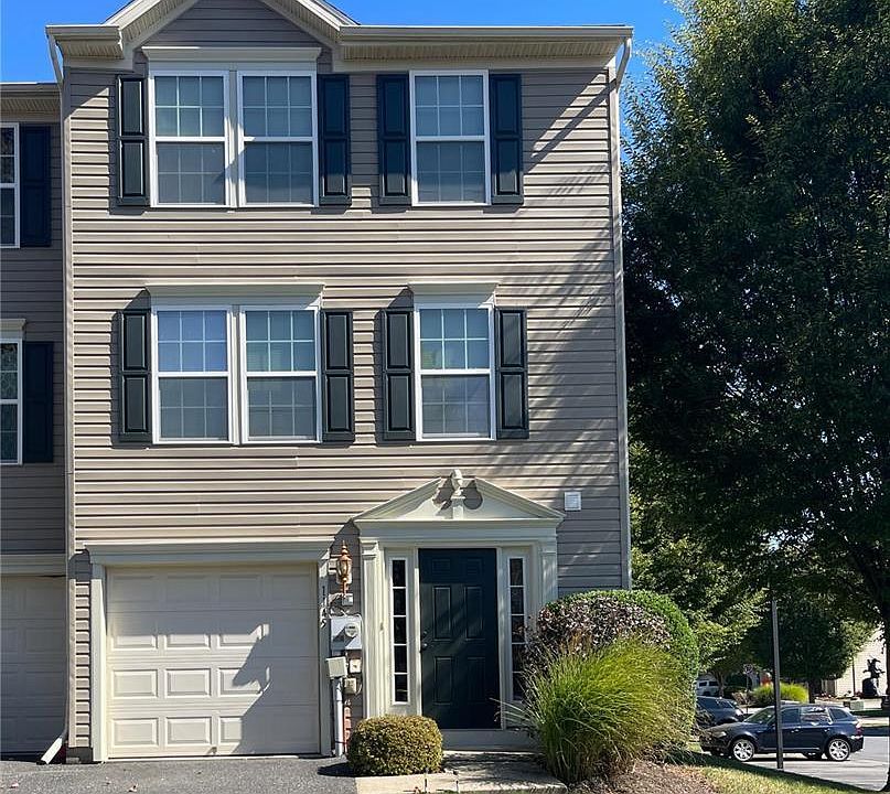 1st image of 1145 Sparrow Way