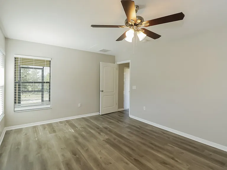 13114 Scottville St — Photo 10